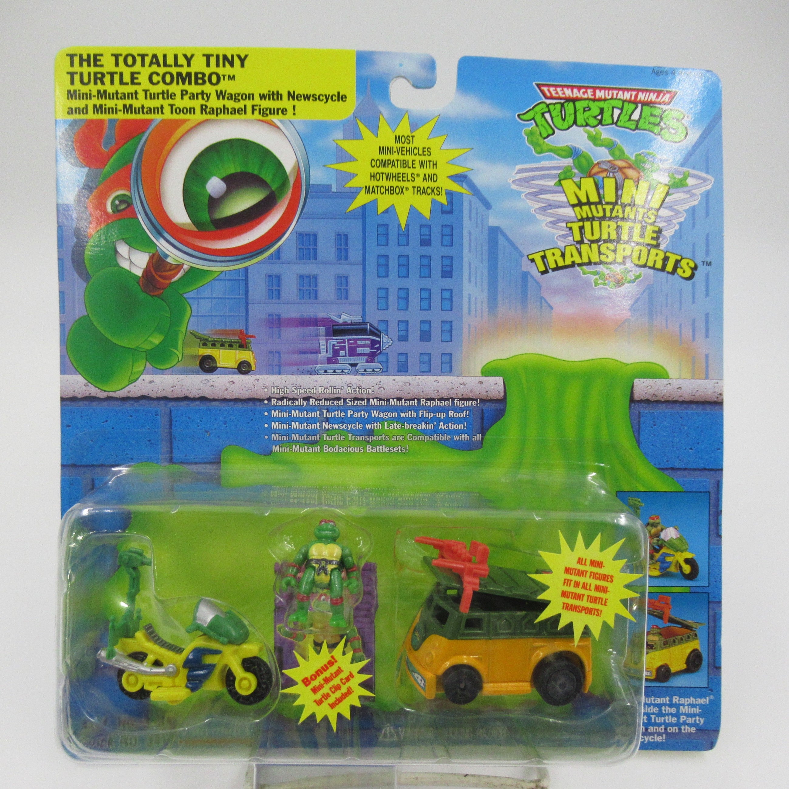 Teenage Mutant Ninja Turtles "The Totally Tiny Turtle Combo" Mini Mutants Turtle Transports TMNTs - Playmates (1994)